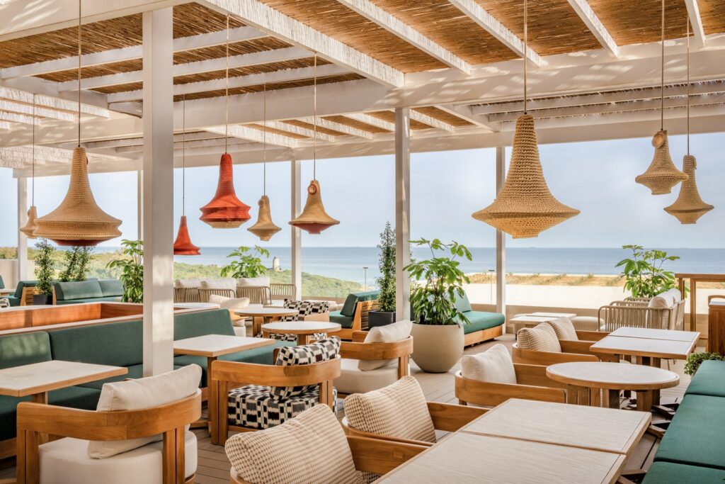 15 Umbra Poolside Restaurant and Bar
