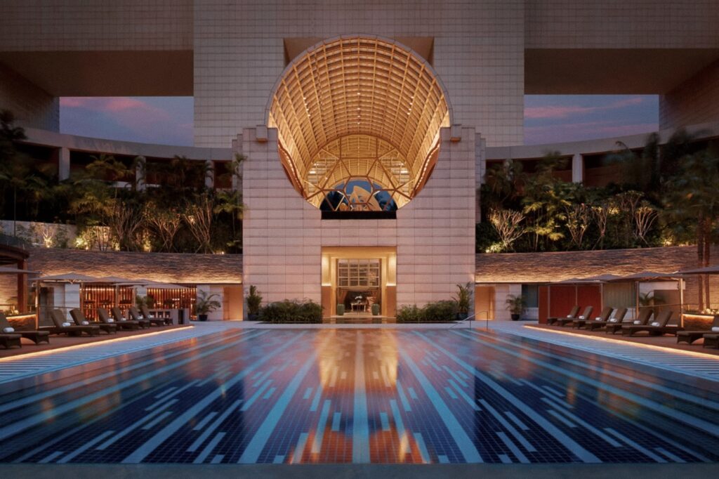 The Ritz-Carlton Millenia | Singapore 4 3 sinrz pool 0038 hor clsc