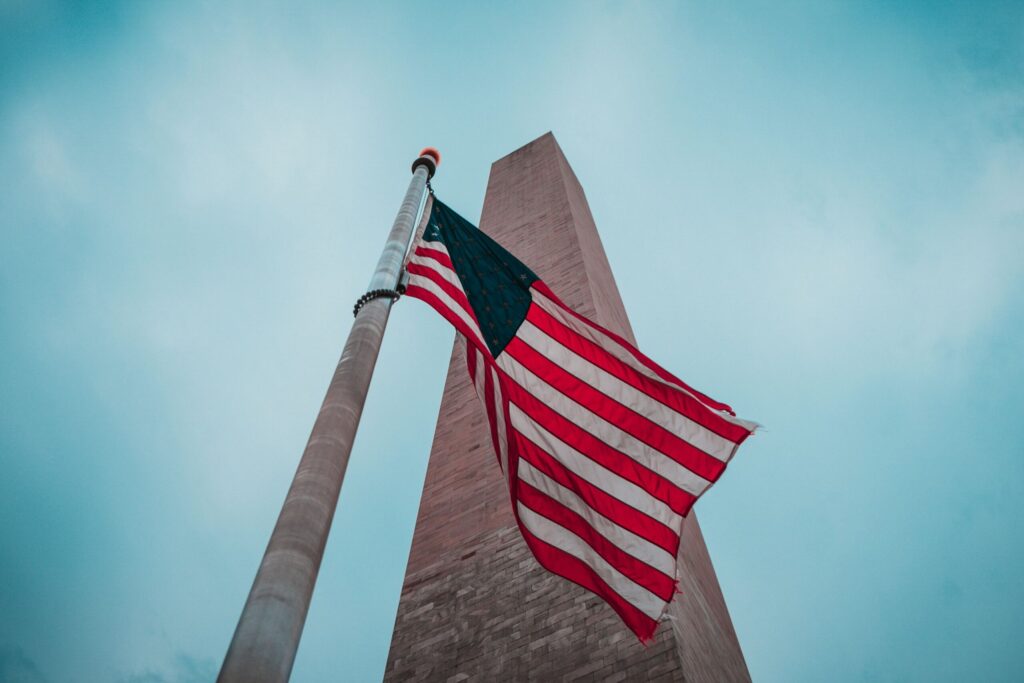 chris hardy Dy9PGH366Tk unsplash WASHINGTON 1 scaled 1